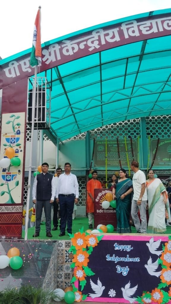 Colours of Independence, Salute to the Heroes